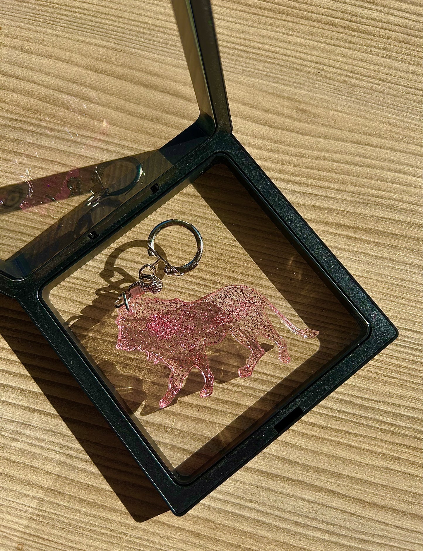 Leu  – Breloc Zodiacal