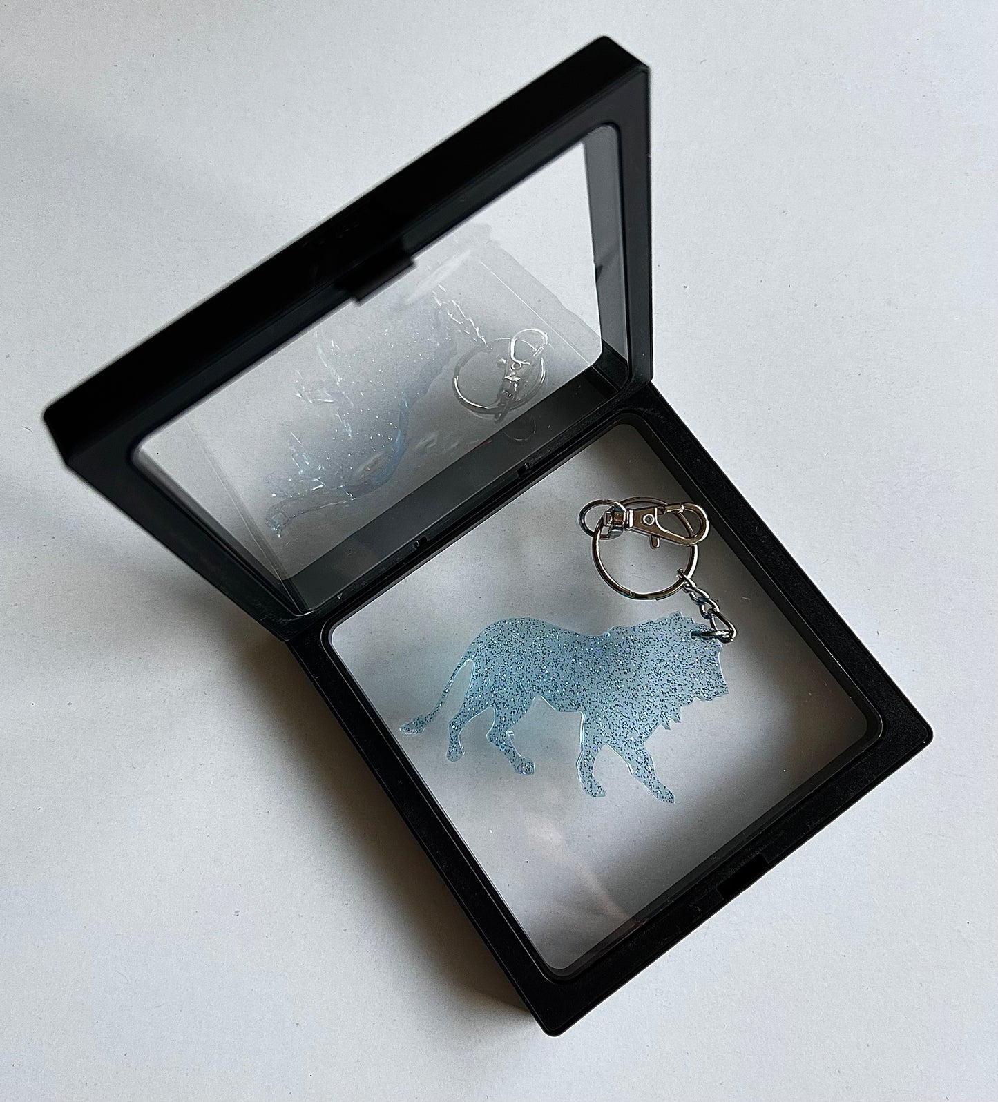 Leu  – Breloc Zodiacal