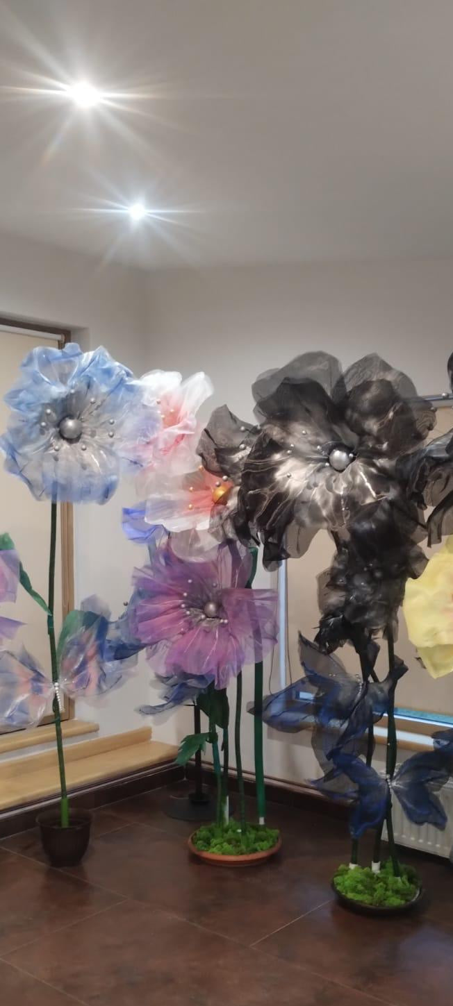 Flori Gigant din Organza pentru decor evenimente, nuntă, vitrine